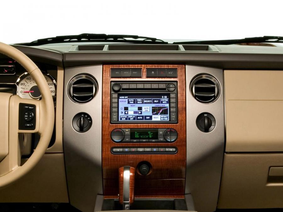  Ford Expedition EL Eddie Bauer 2007 года  (фото 15 из 50)